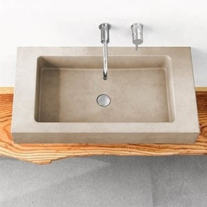 Umyvadlo SLANT 06 SINGLE | 820 x 445 x 120 | na desku nebo závěsné | písková | beton